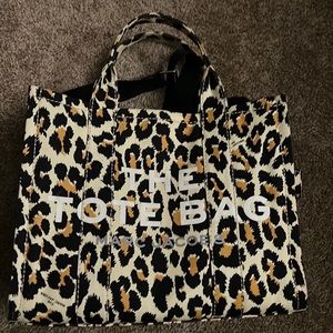 Marc Jacobs Leopard The Tote Bag